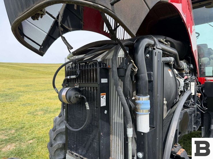 2015-case-ih-magnum-180-image-59