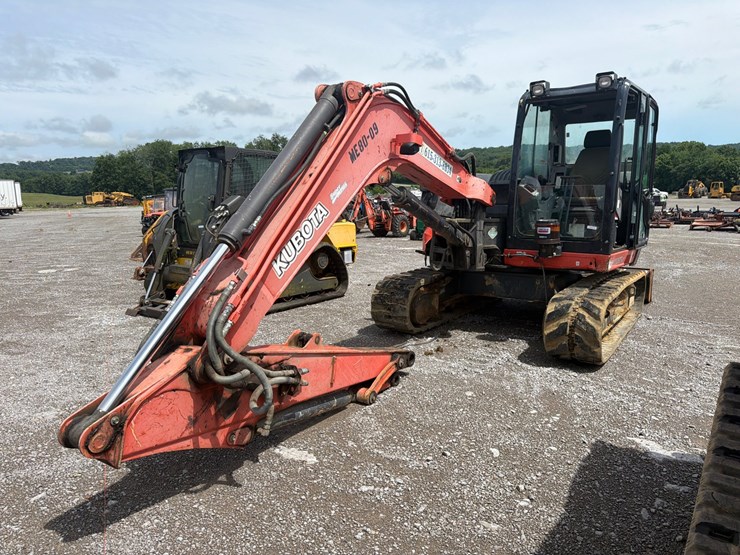 kubota-kx080-4-image-1