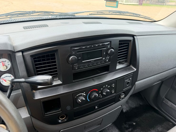 2009-dodge-ram-2500hd-image-11
