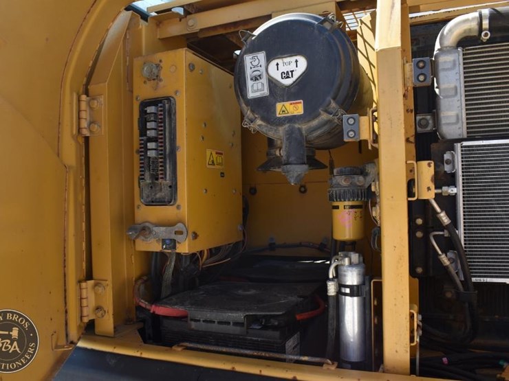 2005-caterpillar-320cl-image-66