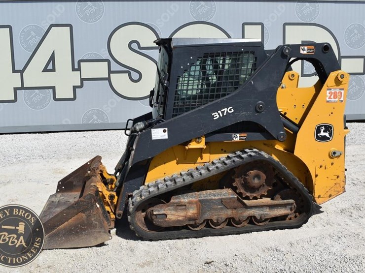 2019-deere-317g-42975-image-9