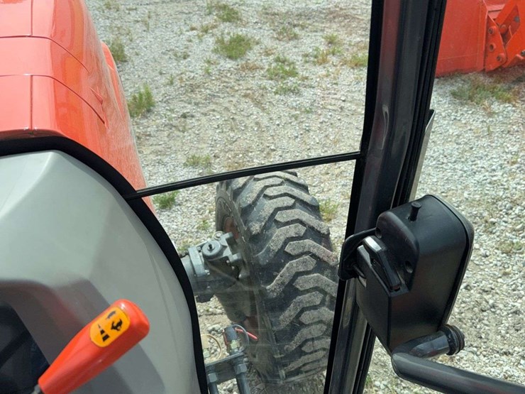 2010-kubota-l5740-image-42