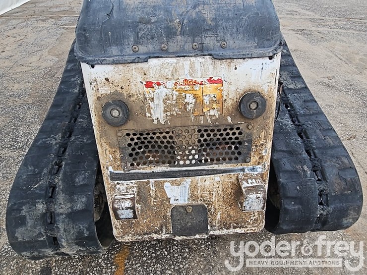 2014-bobcat-mt55-image-13