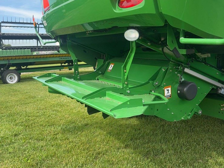 2013-john-deere-s670-image-17