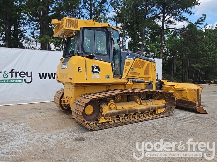2019-deere-700k-image-5