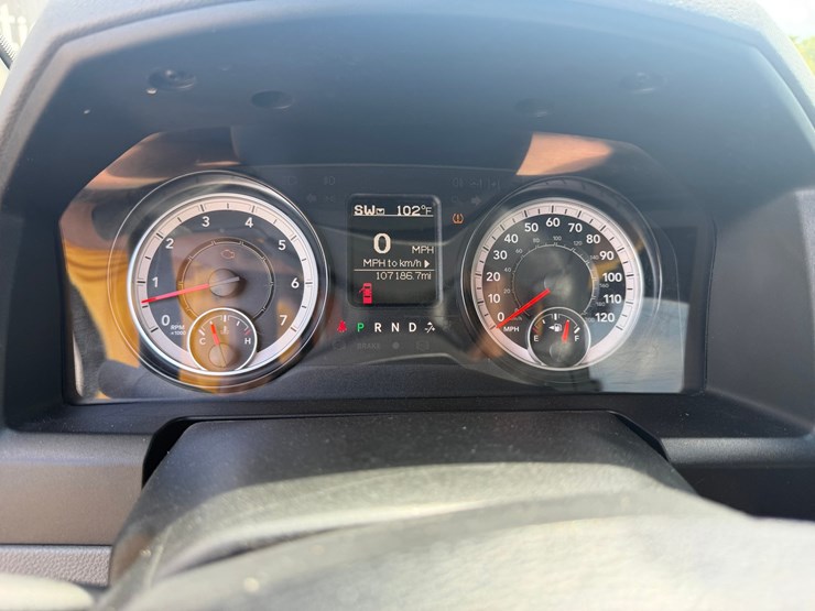 2019-dodge-1500-image-10