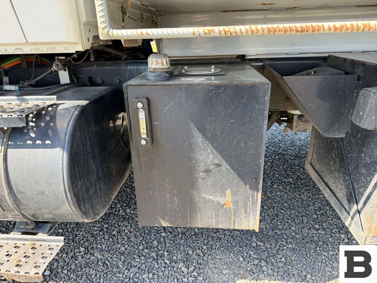 2009-international-workstar-7500-image-15