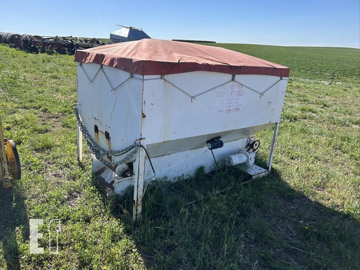 t&s-mfg-trip-hopper/range-feeder-3996-image-3