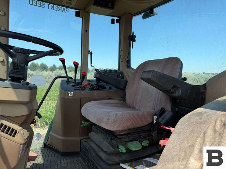 1997-john-deere-6400-image-45