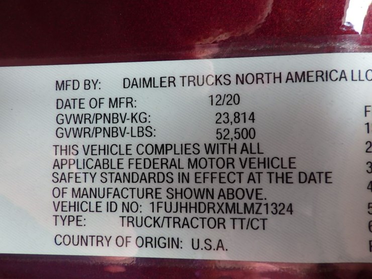 2021-freightliner-cascadia-126-image-26