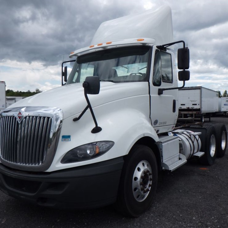2017 INTERNATIONAL PROSTAR