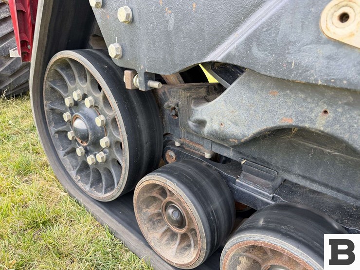 2015-case-ih-steiger-420-rowtrac-image-85