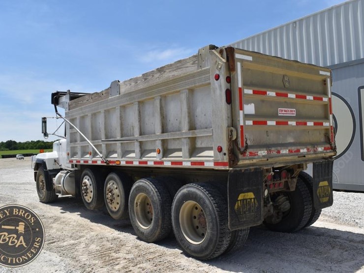 1996-mack-rd688s-image-8
