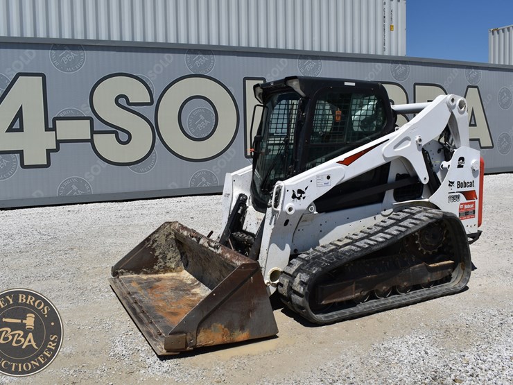 2020-bobcat-t650-image-39