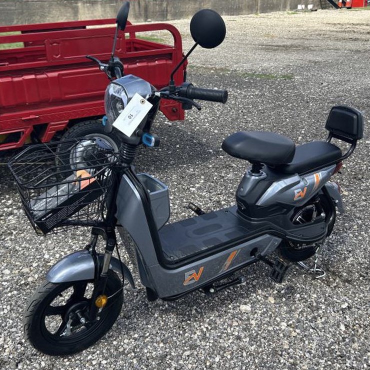 #10 • Electric Bike (IREV) - Grey