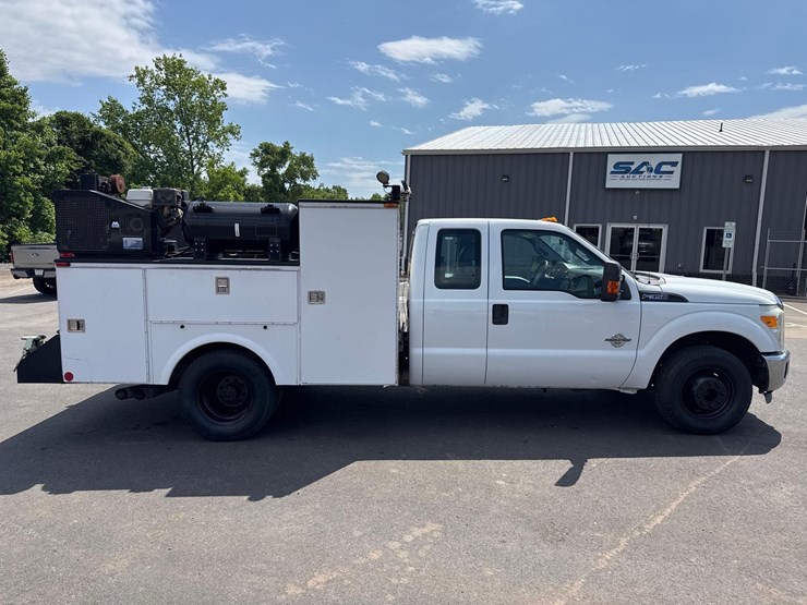 2015-ford-f350-image-5