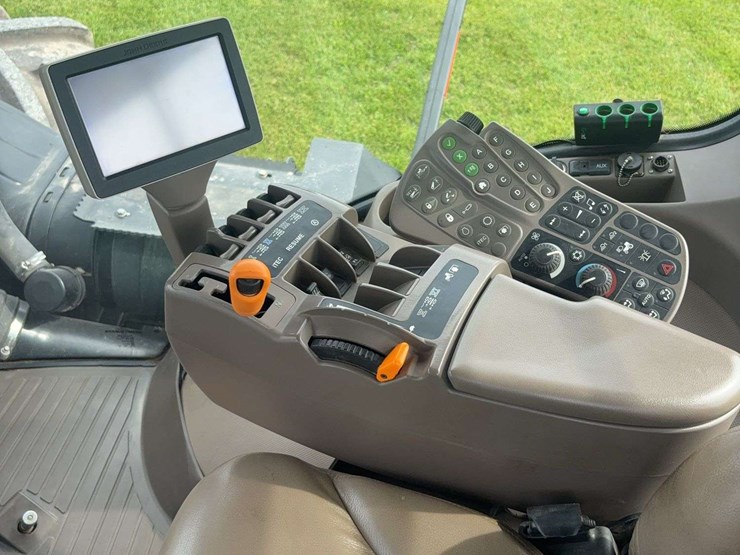 2013-john-deere-9510r-image-45