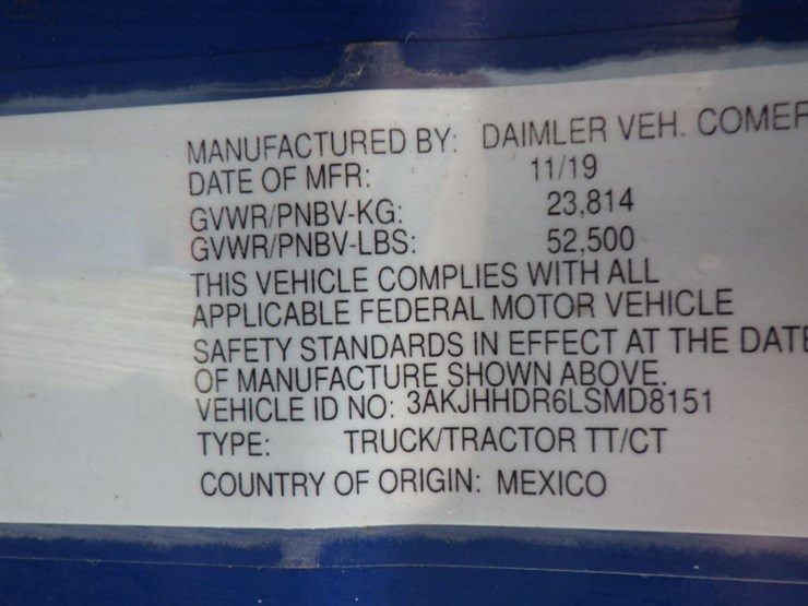 2020-freightliner-cascadia-126-image-26