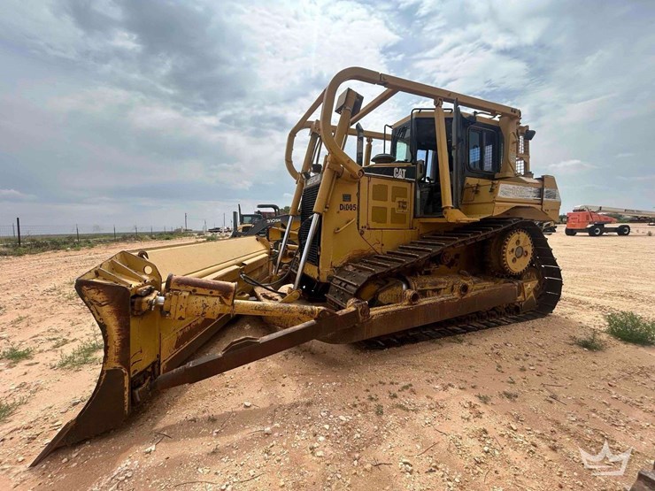 caterpillar-d6r-image-1
