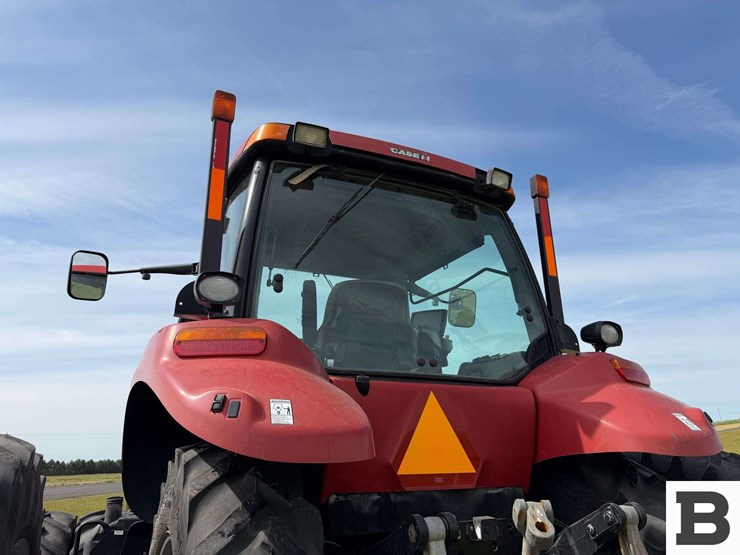 2013-case-ih-magnum-290-image-37