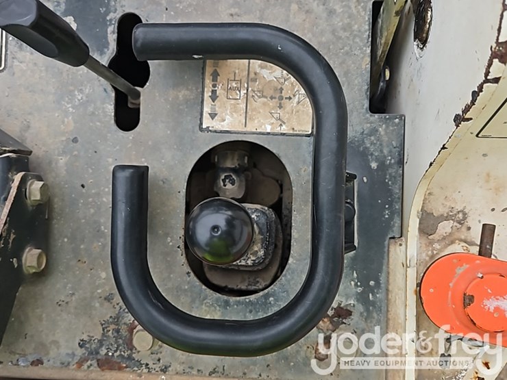 2014-bobcat-mt55-image-26