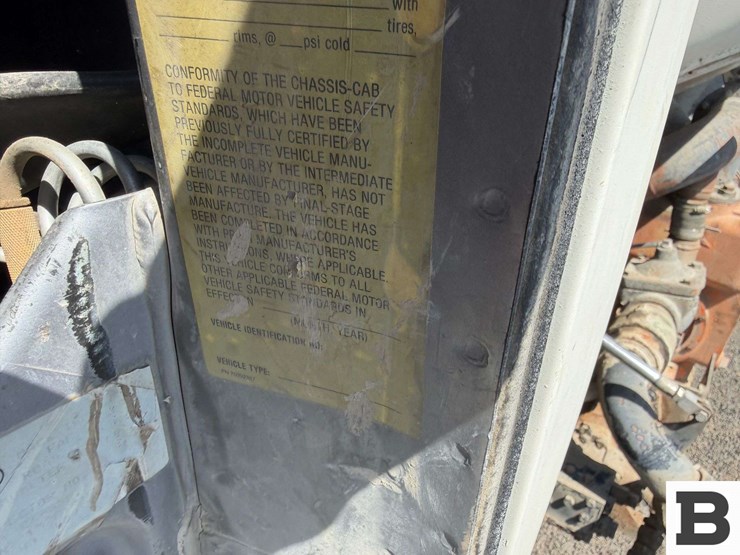 1990-mack-rd688s-image-73