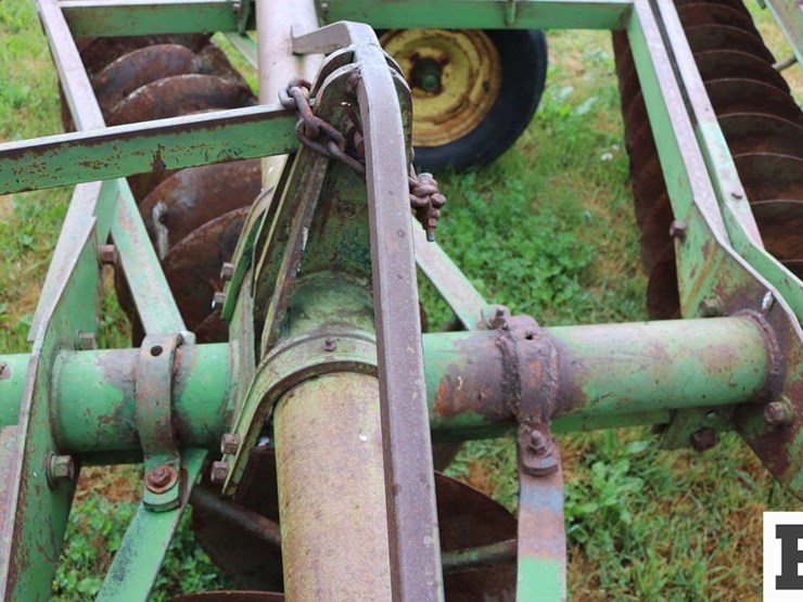 john-deere-14-image-13
