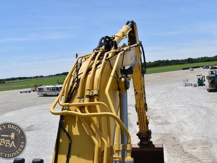 2015-komatsu-pc308us-lc-3e0-image-51