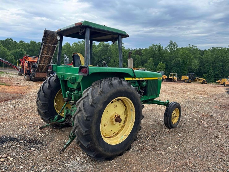 john-deere-4030-image-5