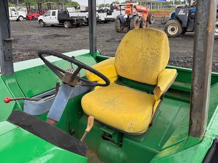 john-deere-4030-image-17