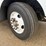 2015-volvo-vnm64t200-image-7