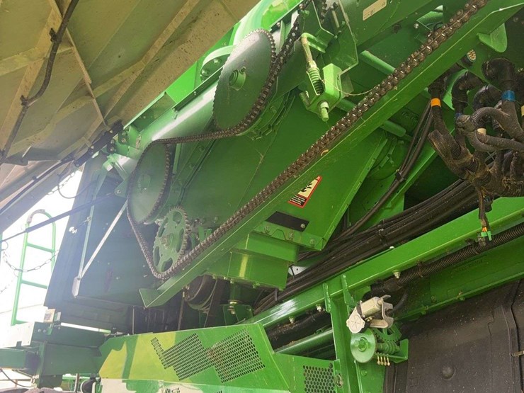 2013-john-deere-s670-image-47