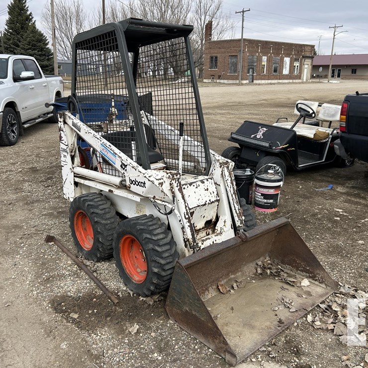 BOBCAT 371