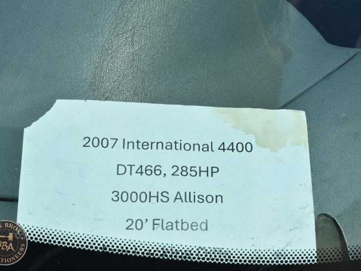 2007-international-durastar-4400-image-34