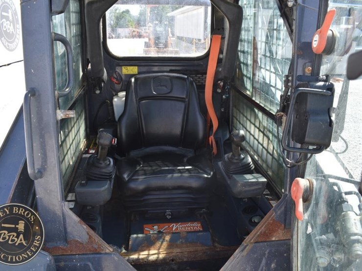 2019-deere-317g-42975-image-41