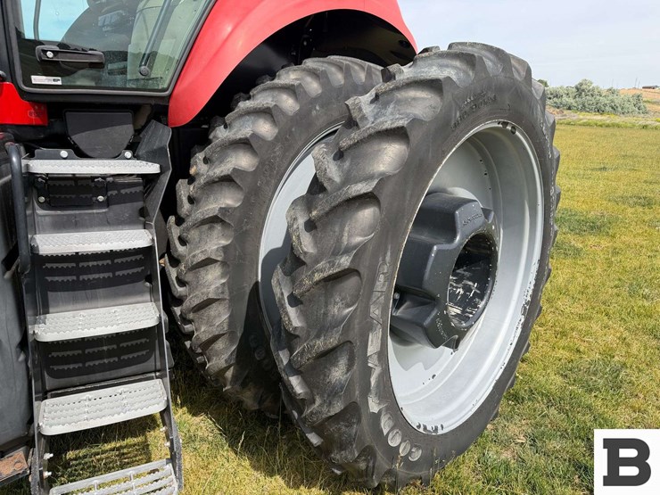 2012-case-ih-magnum-340-image-28