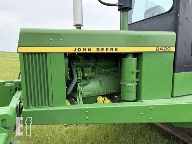 john-deere-2420-image-14