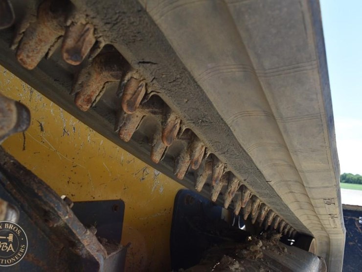 2019-deere-333g-image-37