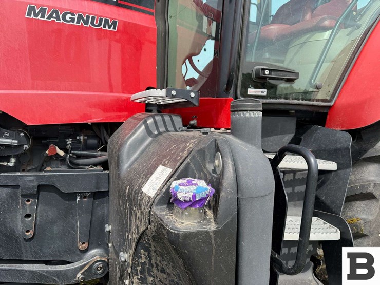 2014-case-ih-magnum-260-cvt-image-31