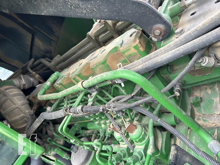 2004-john-deere-8220t-image-36