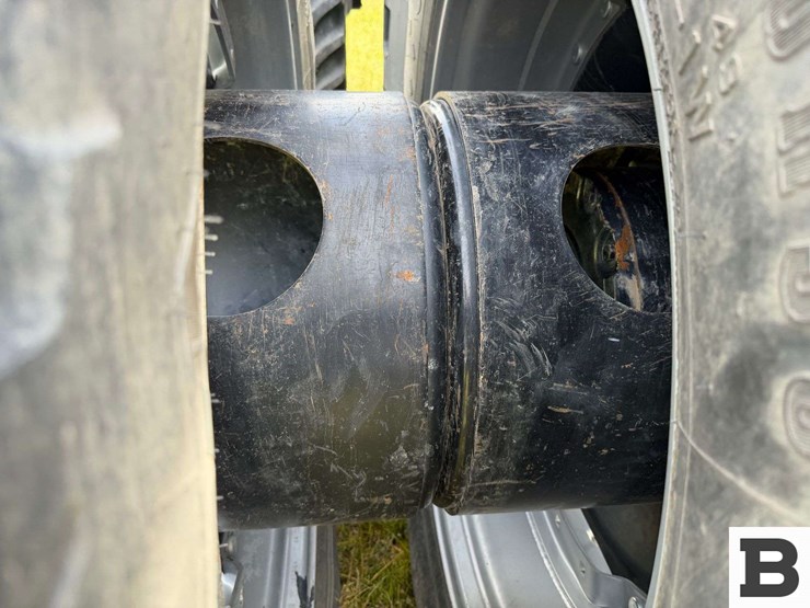 2017-case-ih-magnum-250-cvt-image-81