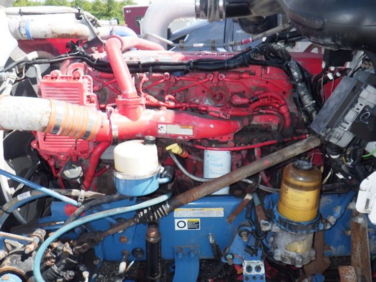 2012-peterbilt-367-image-22