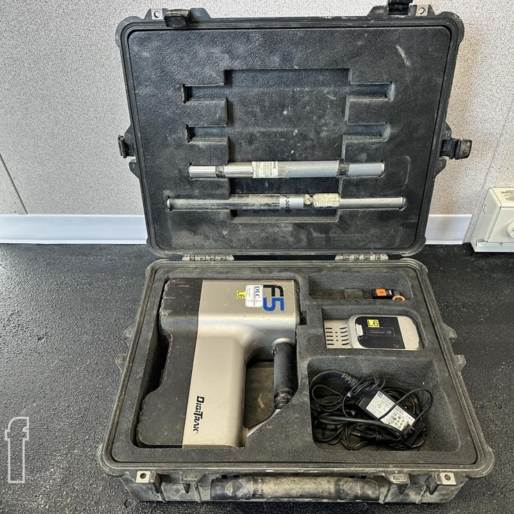 DIGITRAK F5 LOCATOR (RECEIVER)