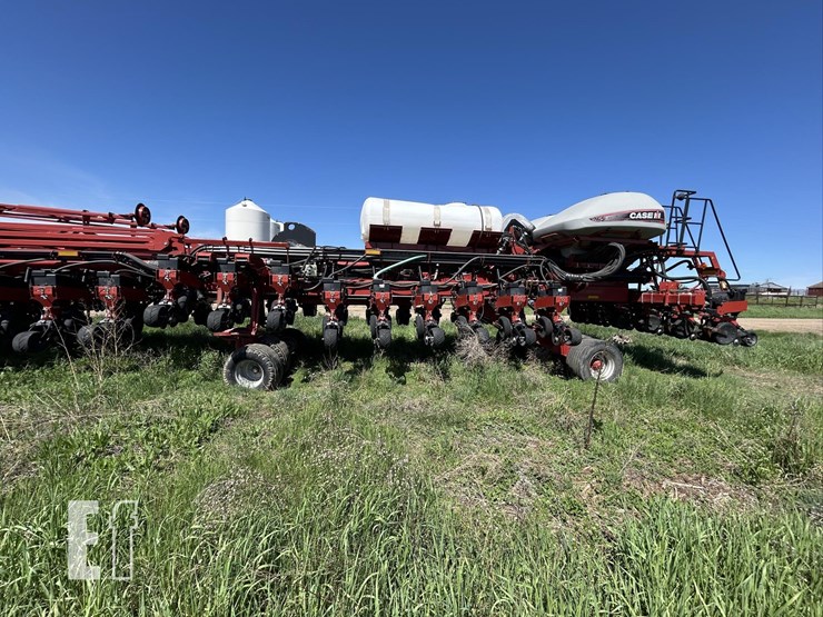2015-case-ih-1265-image-7