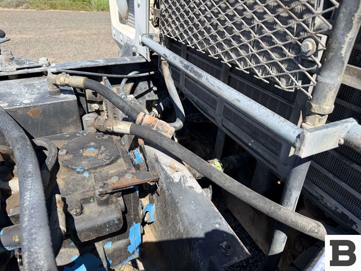 1990-mack-rd688s-image-12