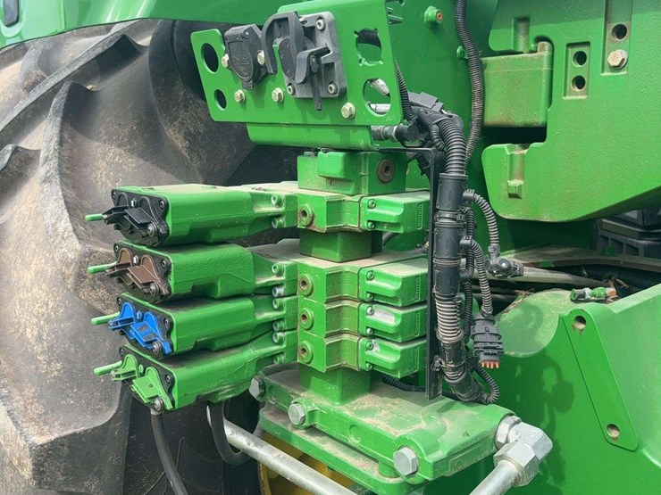 2013-john-deere-9510r-image-15