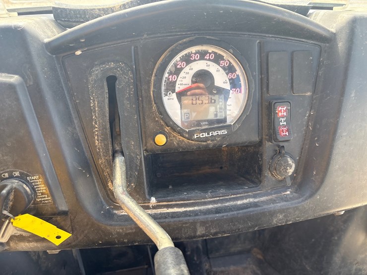 2012-polaris-ranger-crew-image-8