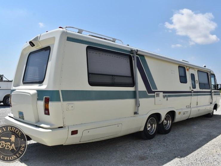 1988-chevrolet-winnebago-42962-image-7