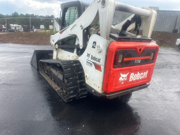 2019-bobcat-t770-image-9