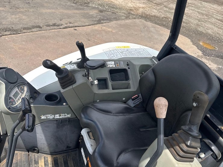 2020-bobcat-e35-image-20
